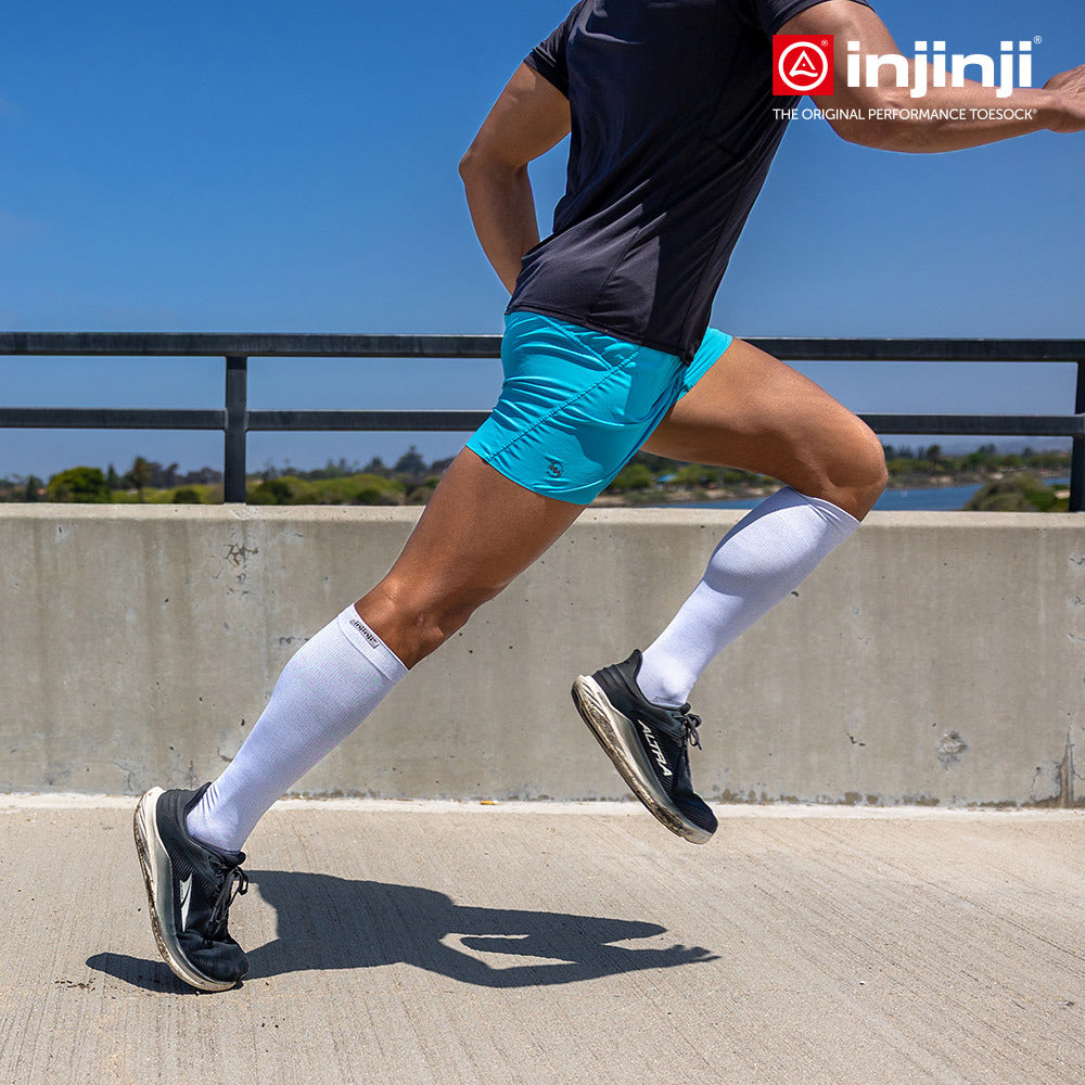 Injinji - 【injinji】COMPRESSION 五趾壓力襪(灰色) - NAA5193 | 吸濕排汗 跑步 馬拉松 健身訓練 漸進式壓力
