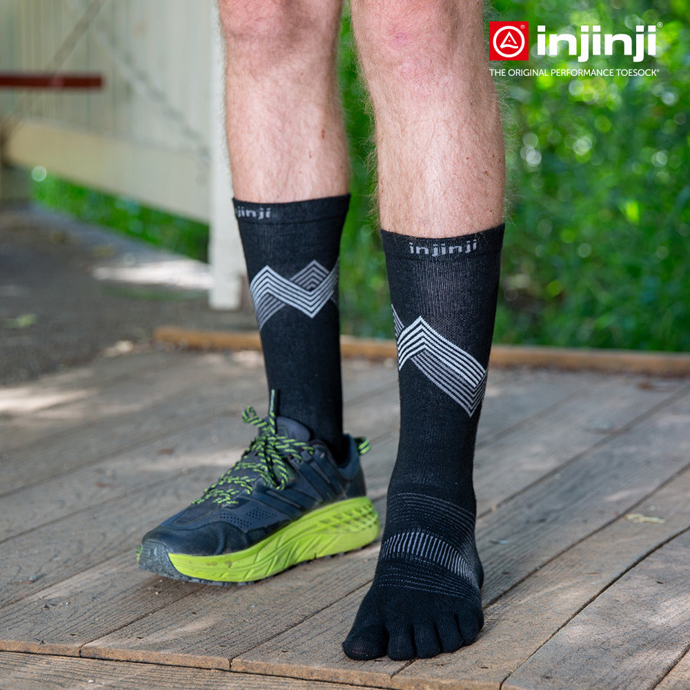 Injinji - 【injinji】Run輕量吸排五趾中筒襪NX (黑色)  - NAA1995 | COOLMAX 快乾襪 吸濕排汗 輕量透氣 中筒襪