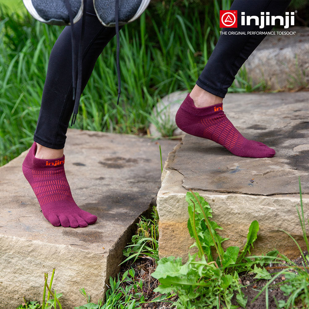 Injinji - 【injinji】女 Run輕量吸排五趾隱形襪NX(桃花心木)  - WAA9008 | COOLMAX 女生腳型 吸濕排汗 輕量透氣 五趾襪 隱形襪