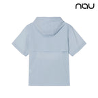 nau - 【nau】SUMER ACT短袖半開襟連帽上衣(淺藍)-夏季 透氣 仿棉 尼龍彈性 連帽短T 中性款|EB1NC801|1NUJKMU903