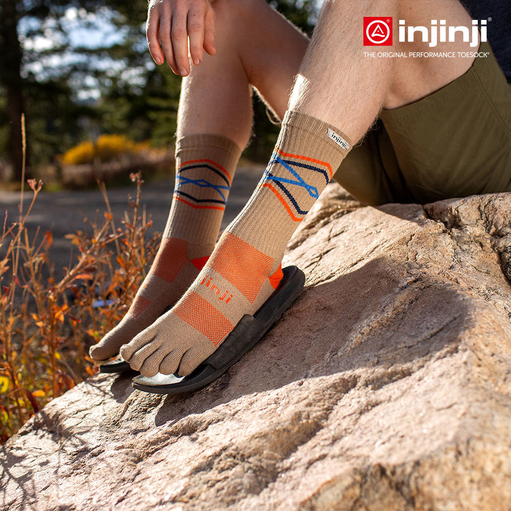 Injinji - 【injinji】Trail野跑避震吸排五趾中筒襪FX (穀麥棕) - NAA3784 | 吸濕排汗 厚底防震 防腳底水泡 推薦鐵人襪